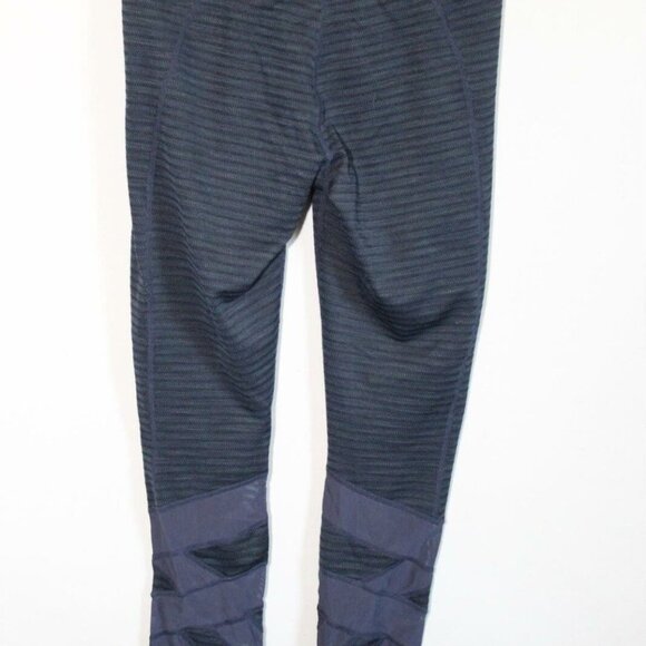 ✨2/$20 Athleta Jacquard Mantra Legging Capri Pants Navy Women's Size XS H12090 - Picture 9 of 12